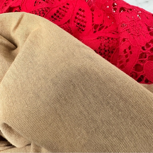 Express Bright Red Lace Scallop Bottom Top - Size L - Picture 5 of 6